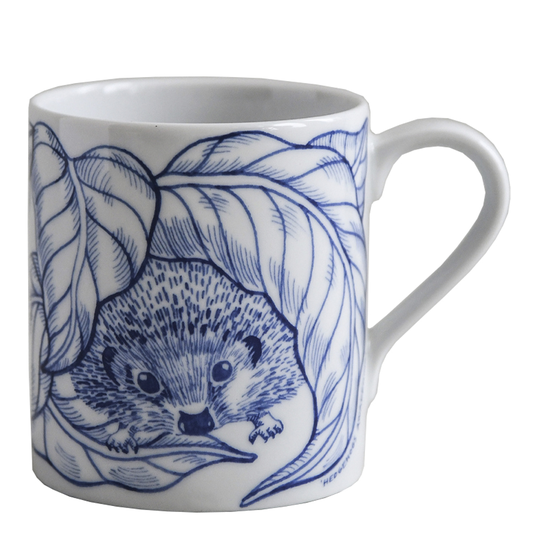 Götefors porslin - Fairytale Mugg 35 cl Hedgehogs Awakening