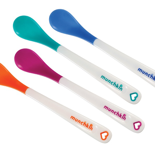 Munchkin 4 White Hot Safety Spoons 4-pack