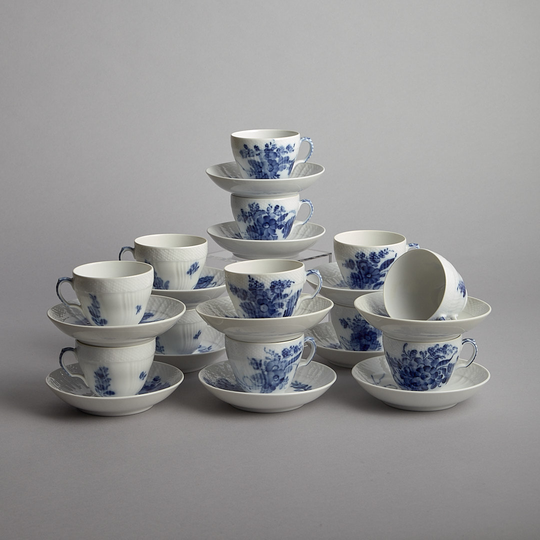 Royal Copenhagen - "Blå Blomster" Kaffekoppar med Fat 11 st
